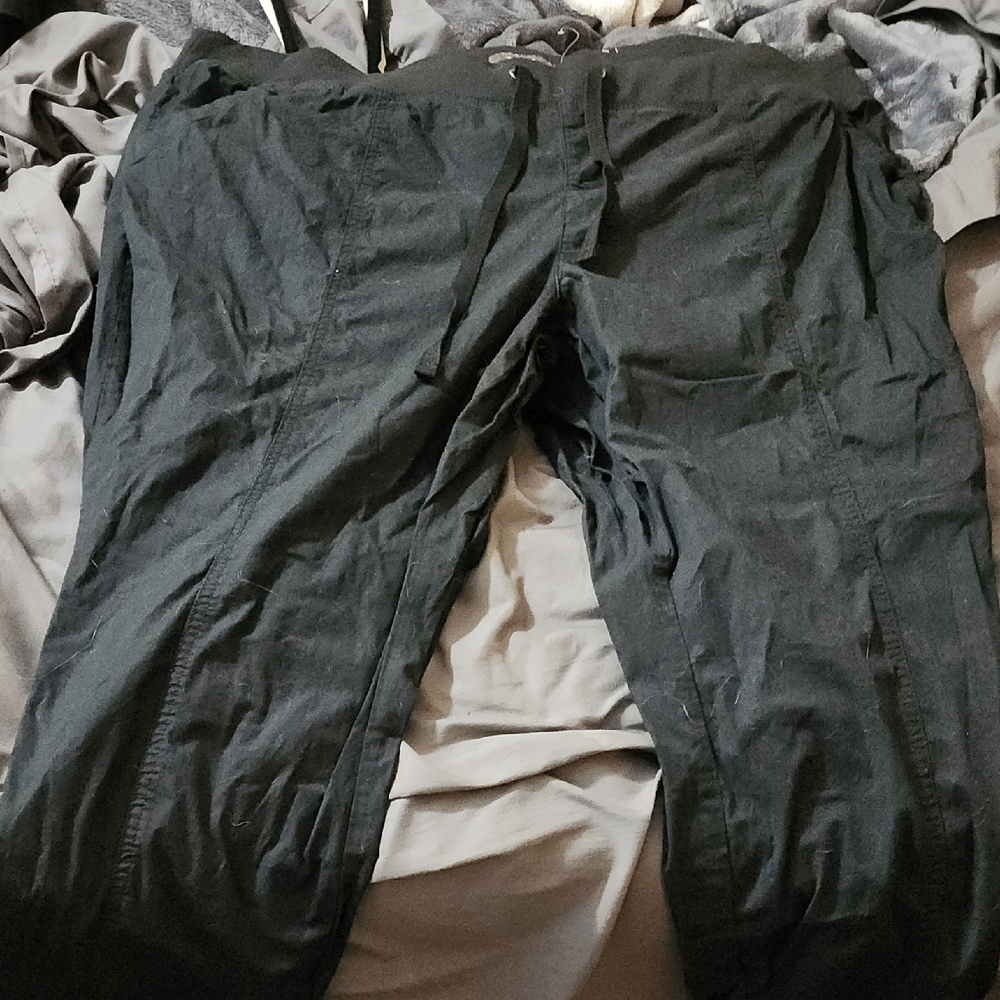 Torrid Black Capris Relaxed Fit Matte Finish
